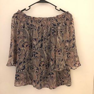 NWT Olivia Grey off the shoulder floral top XS